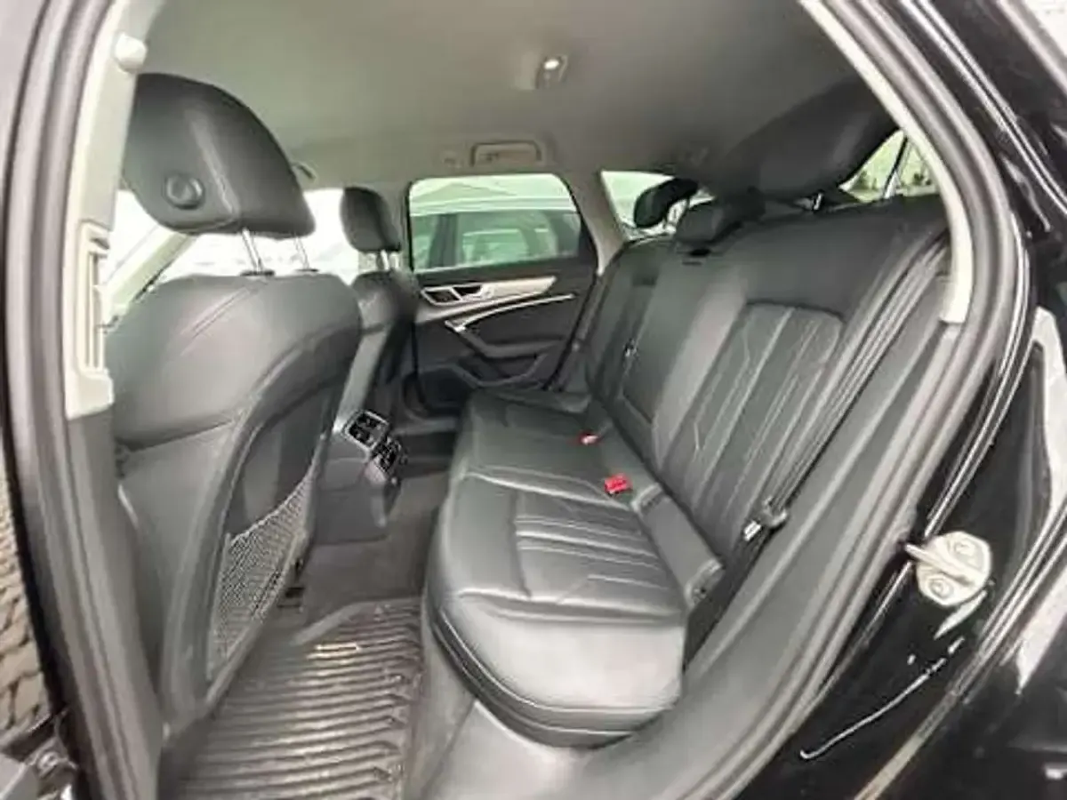 Gebraucht Audi A6 Sport 245 PS (180 kW) 2021 Mythosschwarz metallic Kombi