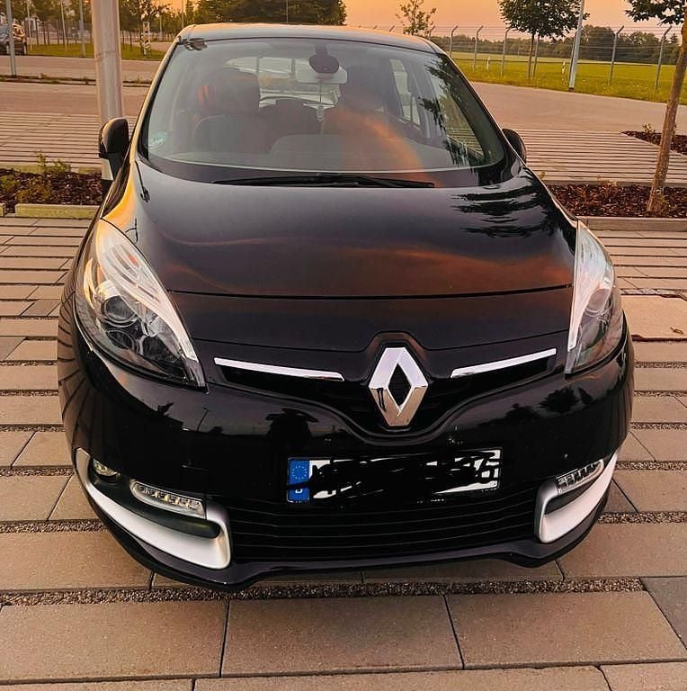 Schwarz Gebraucht 2014 Renault Scénic III Initiale Paris Van / Kleinbus | 5.000 € (Guter Preis) - Bild 1/4