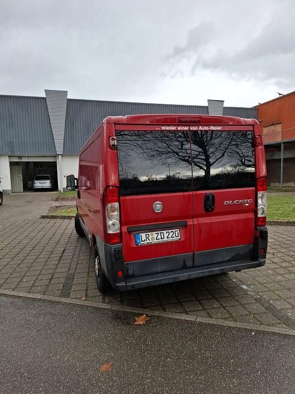 Gebraucht Fiat Ducato 131 PS (96 kW) 2012 Rot Van