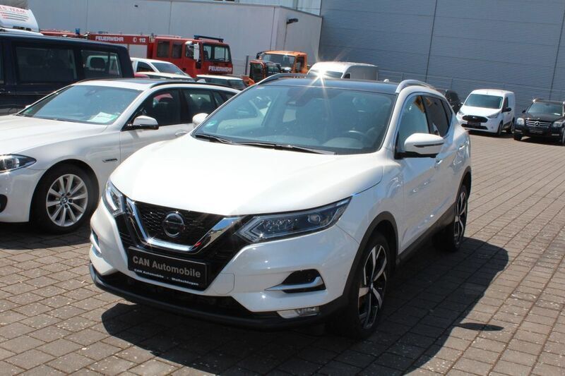 Weiß Gebraucht 2020 Nissan Qashqai Acenta SUV | 20.900 € (Etwas zu teuer) - Bild 1/4