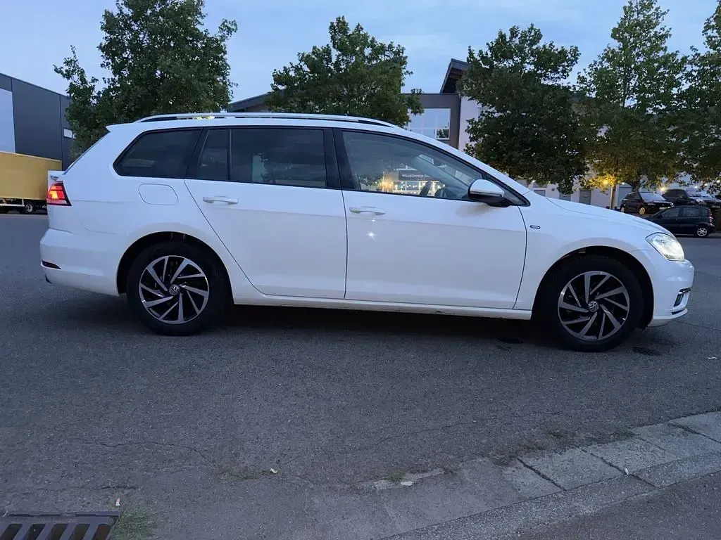 Gebraucht VW Golf VII Comfortline 150 PS (110 kW) 2019 Weiß Kombi