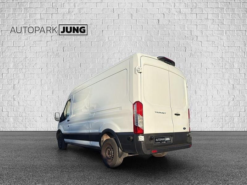Gebraucht Ford Transit Trend 131 PS (96 kW) 2022 Weiß Van / Kleinbus