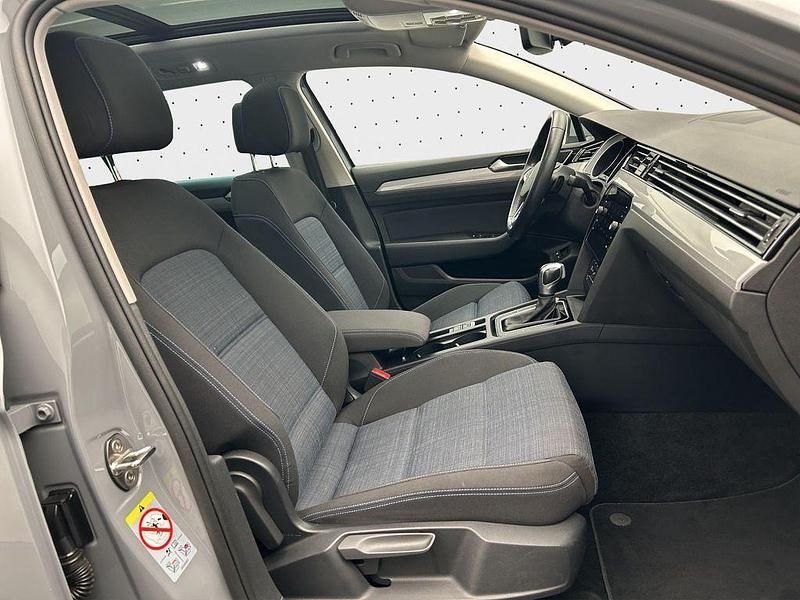 Gebraucht VW Passat GTE 218 PS (160 kW) 2022 Grau Kombi