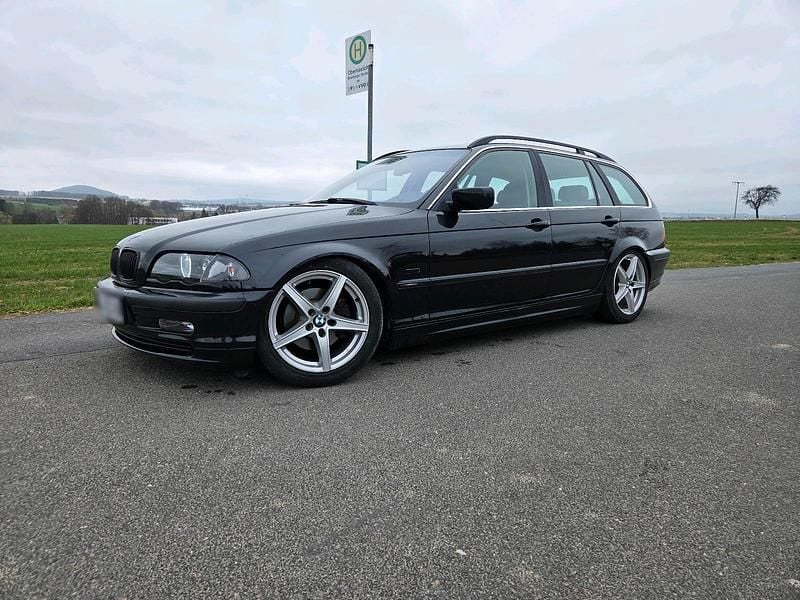 Usata BMW 328 193 CV (141 kW) 2000 Nero Station wagon