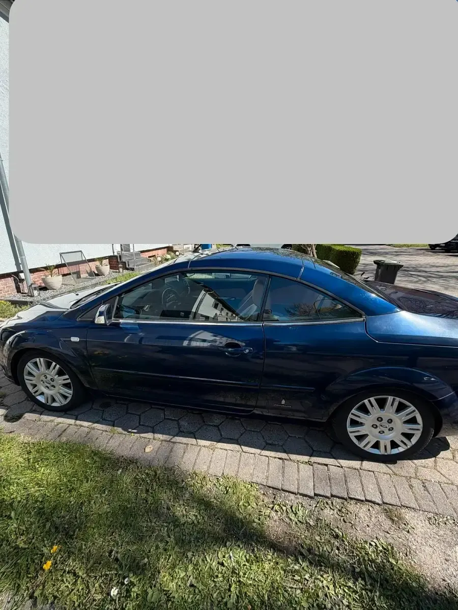 Gebraucht Ford Focus Cabriolet 145 PS (106 kW) 2007 Blau Cabrio