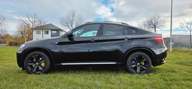 Schwarz Gebraucht 2010 BMW X6 Sport Line SUV | 19.500 € (Teuer) - Bild 1/4