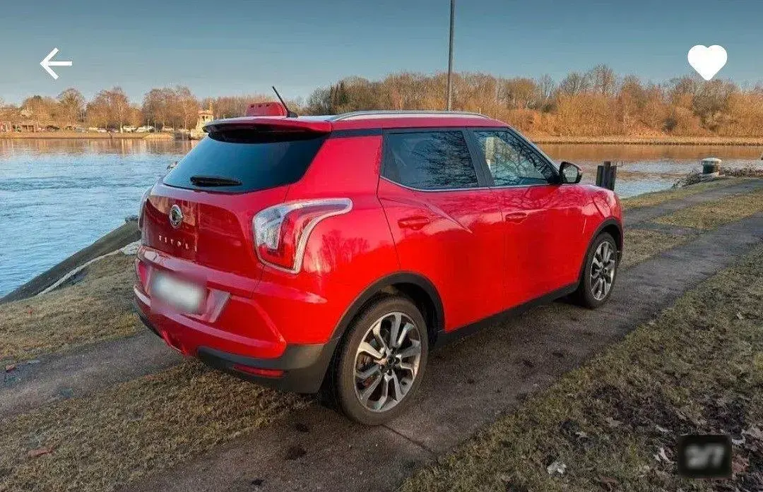 Gebraucht SsangYong Tivoli Quartz 128 PS (94 kW) 2016 Rot SUV