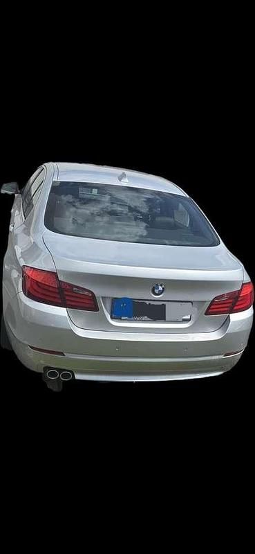 Gebraucht 2011 BMW 530 Sport Line Limousine | 9.800 € (Superpreis) - Bild 1/4