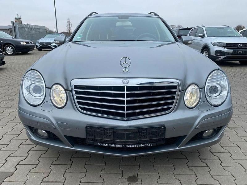 Gebraucht Mercedes E320 224 PS (164 kW) 2007 Silber Kombi