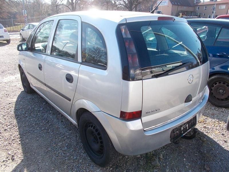 Gebraucht Opel Meriva Selection 90 PS (66 kW) 2009 Silber Van / Kleinbus