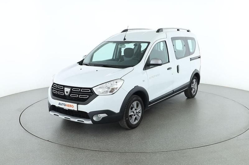 Weiß Gebraucht 2019 Dacia Dokker Stepway Van | 14.790 € (Fairer Preis) - Bild 1/3