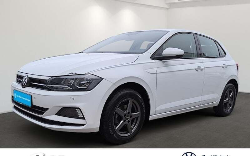 Weiß Gebraucht 2021 VW Polo Comfortline Limousine | 15.690 € (Fairer Preis) - Bild 1/4