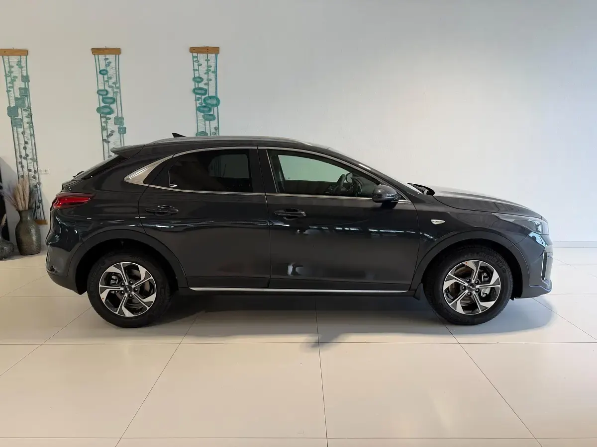 Neu Kia XCeed City 150 PS (110 kW) 2026 Dark penta metal SUV
