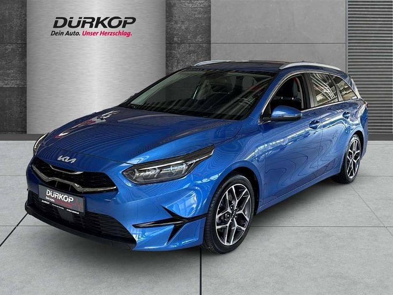 Blau Gebraucht 2023 Kia Ceed Sportswagon Spirit Kombi | 21.450 € (Fairer Preis) - Bild 1/4