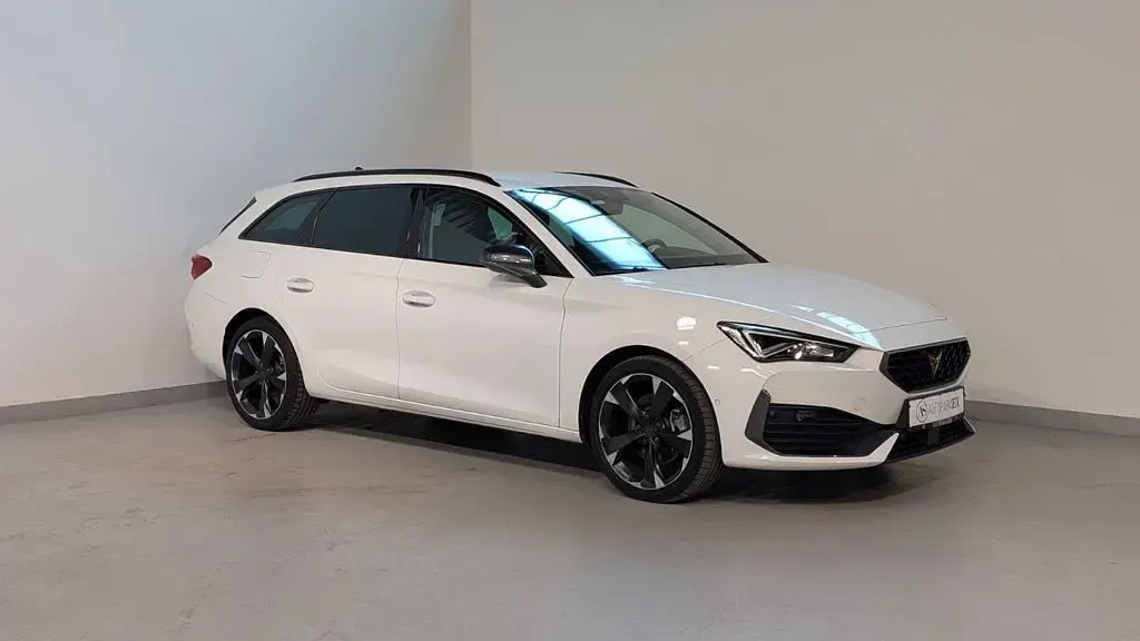 Gebraucht Cupra Leon 150 PS (110 kW) 2024 Weiß Limousine