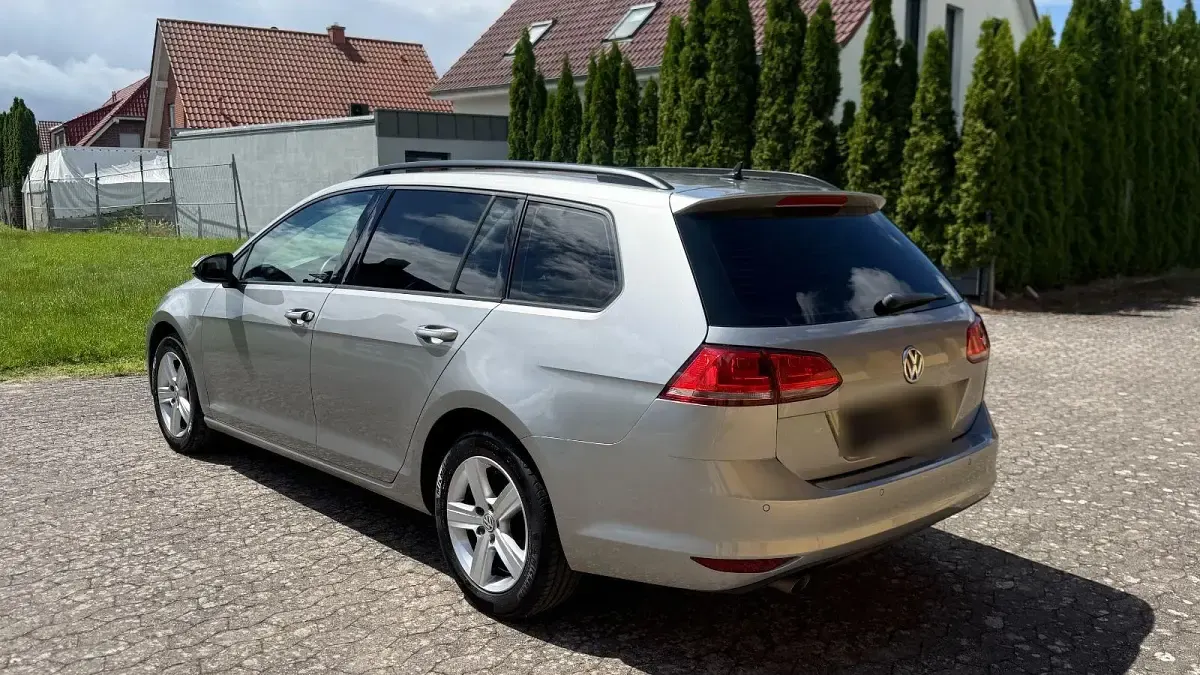 Gebraucht VW Golf VII 110 PS (80 kW) 2016 Grau Kombi