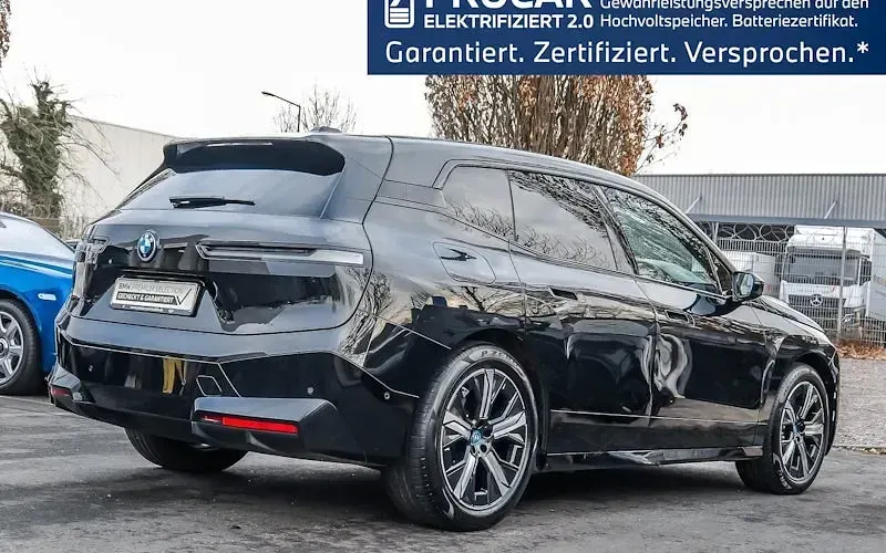 Gebraucht BMW iX M Sport 239 kW (326 PS) 2024 Schwarz SUV