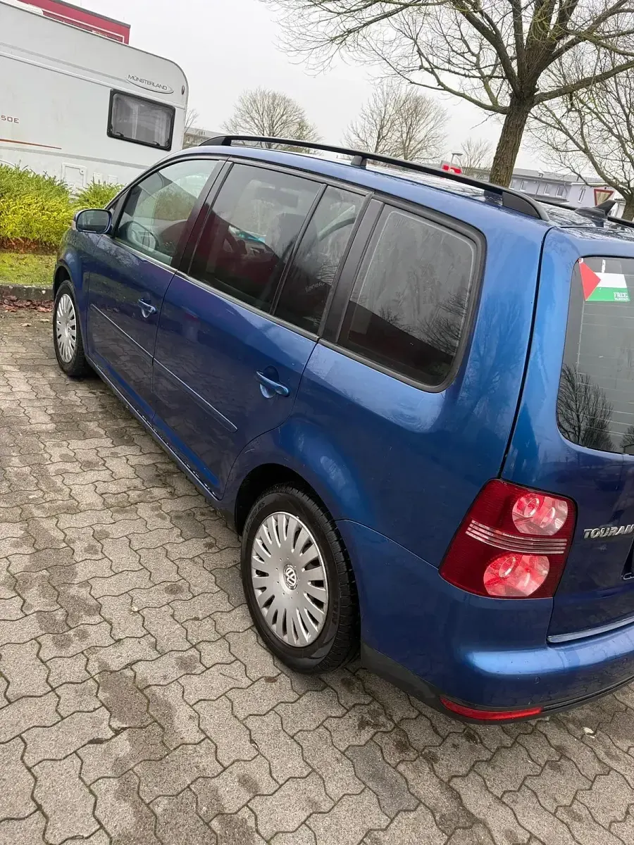 Gebraucht VW Touran 140 PS (102 kW) 2007 Blau Van / Kleinbus