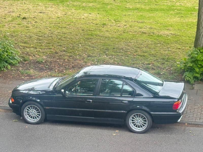 Gebraucht BMW 740 Shadowline 286 PS (210 kW) 1998 Schwarz Limousine