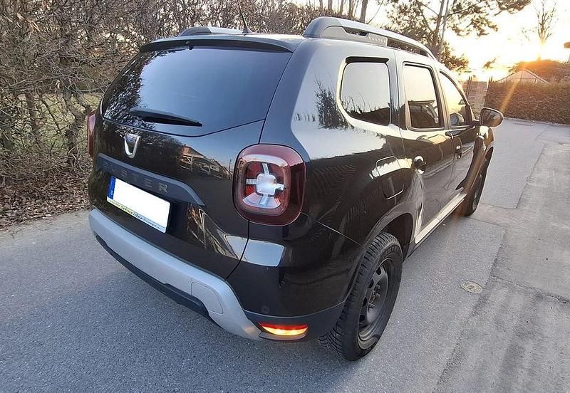 Gebraucht Dacia Duster 125 PS (91 kW) 2018 Schwarz SUV