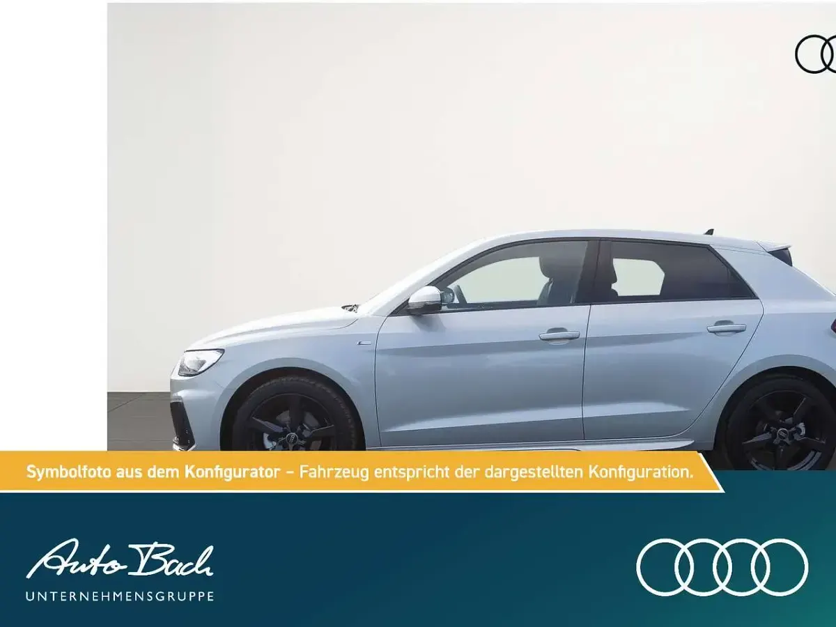 Neu Audi A1 S-Line 116 PS (85 kW) 2026 Tausilber metallic SUV