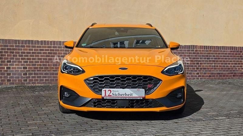 Gebraucht Ford Focus ST 280 PS (205 kW) 2021 Orange Limousine