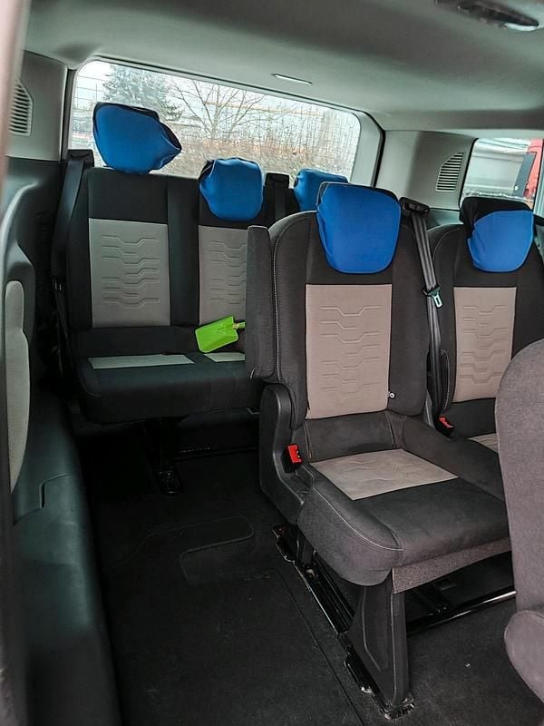 Gebraucht Ford Tourneo 155 PS (114 kW) 2015 Grau Van / Kleinbus