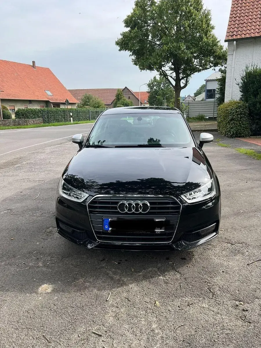 Gebraucht Audi A1 Design 125 PS (91 kW) 2015 Schwarz Kleinwagen