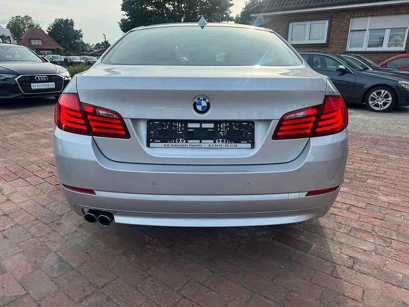 Gebraucht BMW 530 Performance 245 PS (180 kW) 2010 Silber Limousine