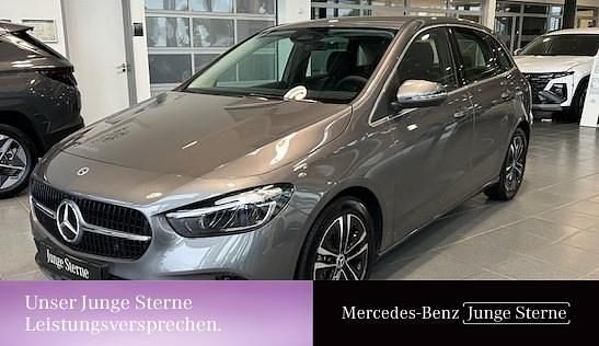 Grau Gebraucht 2024 Mercedes B180 Progressive Van / Kleinbus | 29.930 € (Superpreis) - Bild 1/3