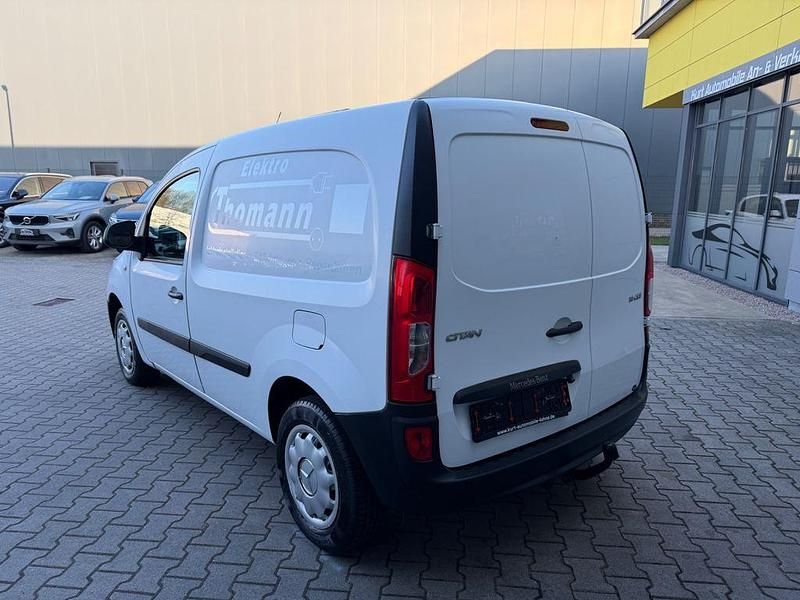 Gebraucht Mercedes Citan 111 110 PS (80 kW) 2014 Weiß Van / Kleinbus