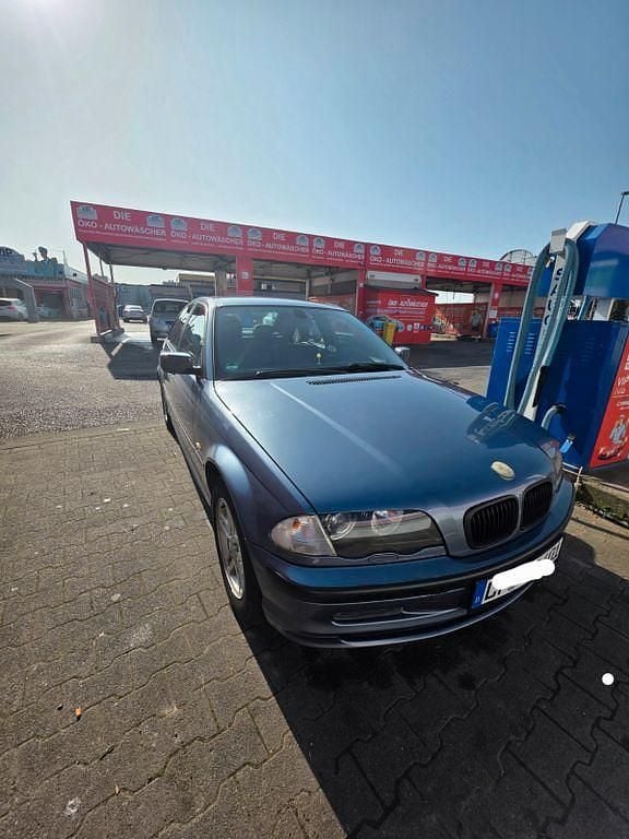 Gebraucht BMW 316 106 PS (77 kW) 2000 Blau Limousine