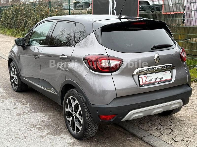 Gebraucht Renault Captur Intens 150 PS (110 kW) 2019 Other SUV