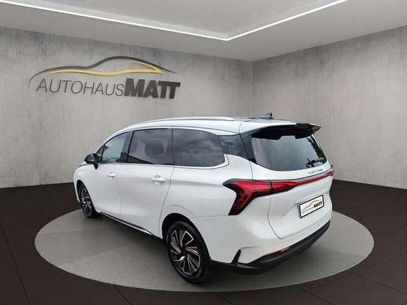 Gebraucht DFSK Forthing 4 177 PS (130 kW) 2024 Weiß met. Limousine