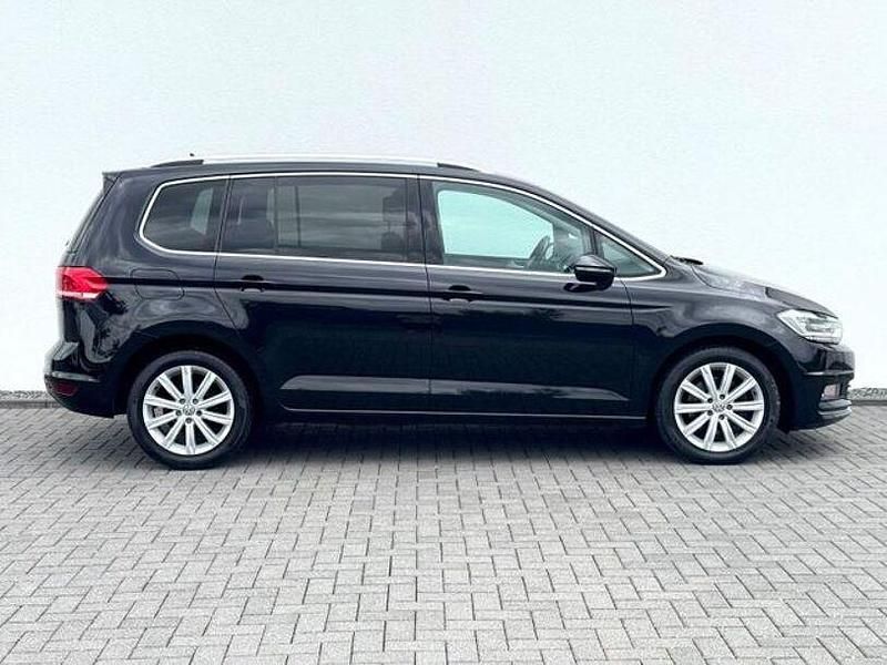 Gebraucht VW Touran Highline 150 PS (110 kW) 2016 Schwarz Van / Kleinbus