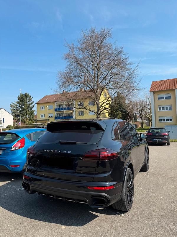 Gebraucht Porsche Cayenne 262 PS (192 kW) 2014 Schwarz SUV