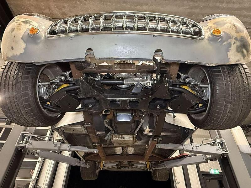 Gebraucht Chevrolet Corvette C1 600 PS (441 kW) 1955 Weiß Cabrio