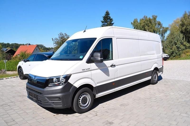 Weiß Gebraucht 2023 MAN TGE Van | 21.998 € (Guter Preis) - Bild 1/4