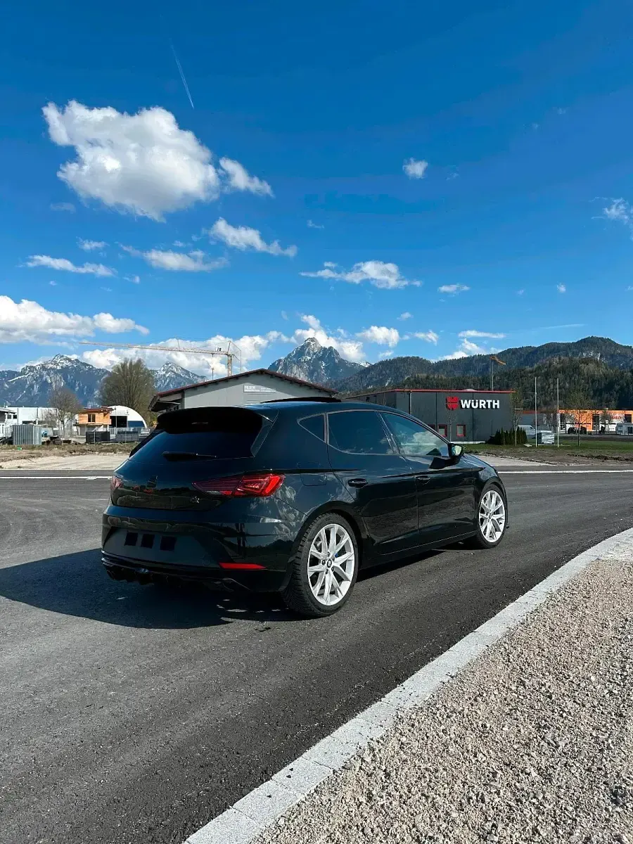 Gebraucht Seat Leon FR 190 PS (139 kW) 2019 Schwarz Kleinwagen