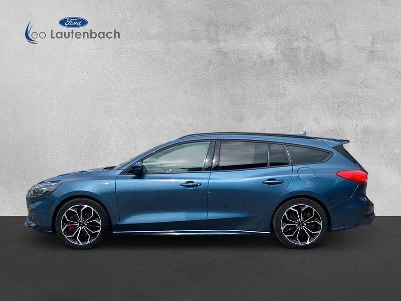 Gebraucht Ford Focus ST-Line X 155 PS (114 kW) 2020 Chromablau metallic Limousine