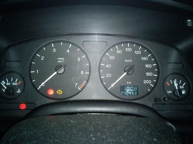 Gebraucht Opel Astra Comfort 75 PS (55 kW) 1998 Rot Coupé