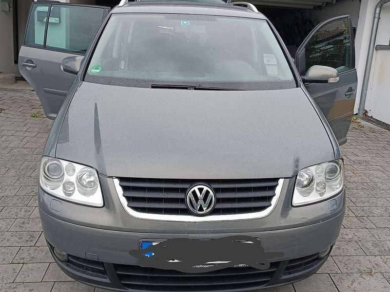 Gebraucht 2005 VW Touran Highline Van / Kleinbus | 700 € (Superpreis) - Bild 1/4