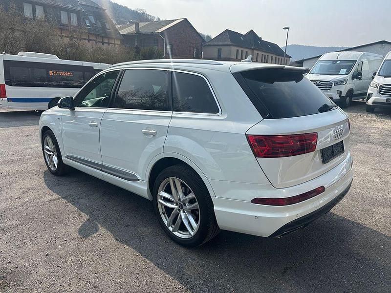Gebraucht Audi Q7 S-Line 272 PS (200 kW) 2016 Carraraweiß SUV