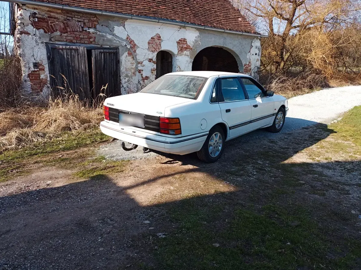 Gebraucht Ford Scorpio 120 PS (88 kW) 1990 Weiß Limousine