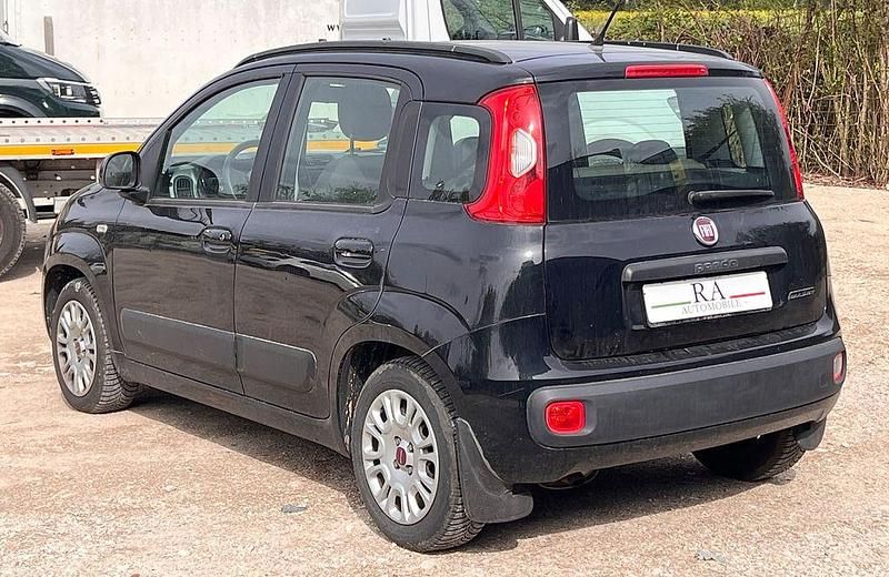 Gebraucht Fiat Panda Lounge 75 PS (55 kW) 2012 Kleinwagen