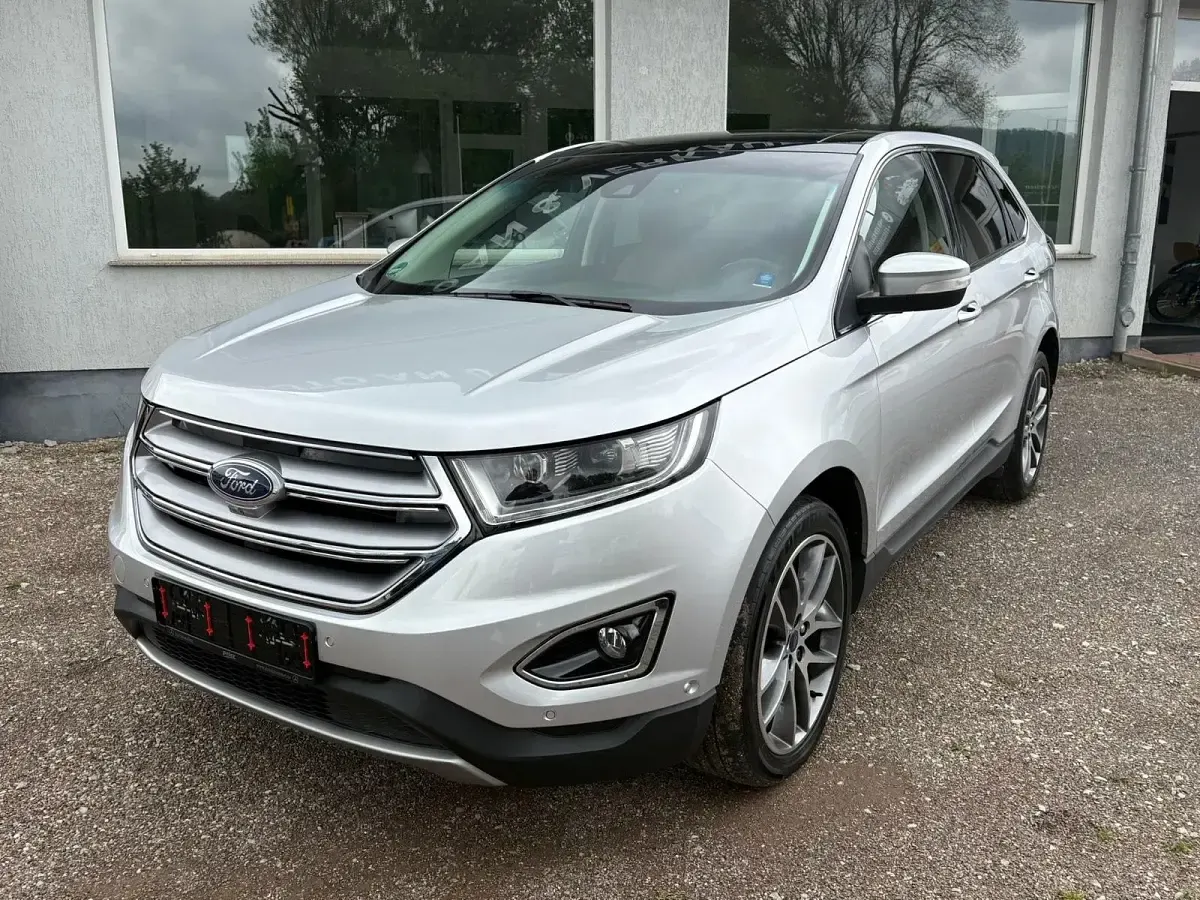 Gebraucht Ford Edge Titanium 211 PS (155 kW) 2017 Grau SUV