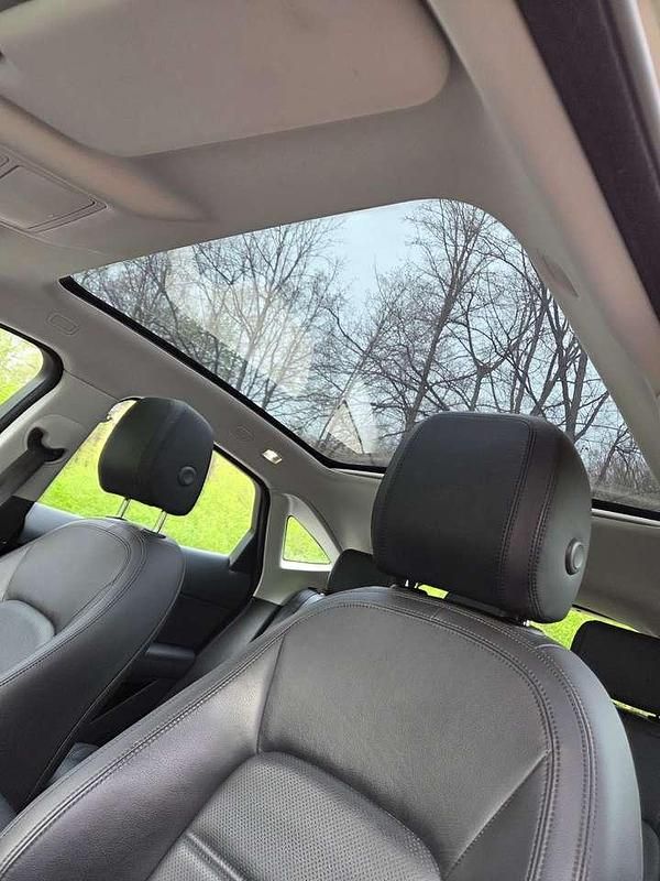 Second-hand Jaguar E-Pace S 249 CP (183 kW) 2019 Argintiu SUV