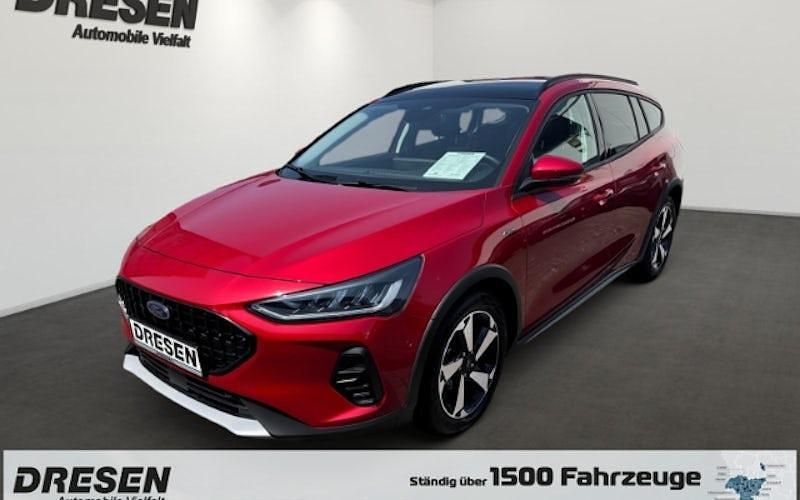 Rot Gebraucht 2024 Ford Focus Active X Kombi | 28.650 € (Guter Preis) - Bild 1/2