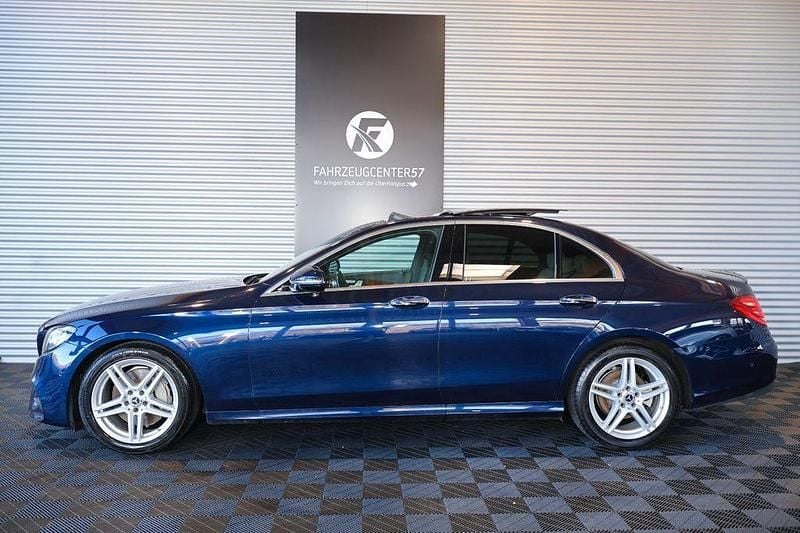 Gebraucht Mercedes E300 Avantgarde 231 PS (169 kW) 2016 Blau Limousine