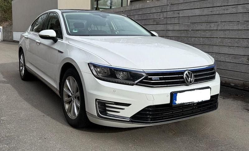 Gebraucht VW Passat GTE 218 PS (160 kW) 2016 Weiß Limousine
